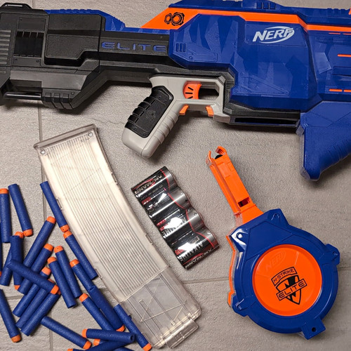 Nerf elite dartblaster set - elite,