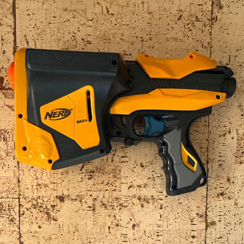 Nerf strike dartblaster - nerf, n-strike