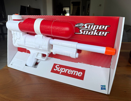 Supreme nerf super soaker 50 - super,