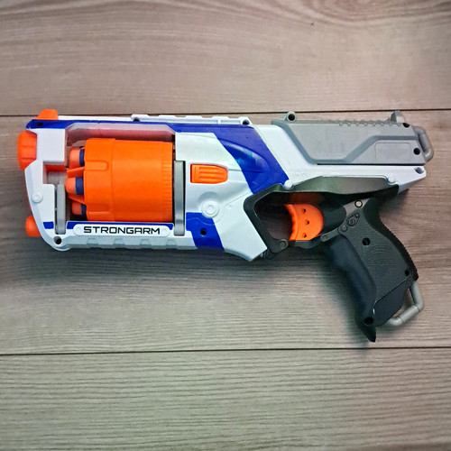 Nerf strongarm strike elite - n-strike,